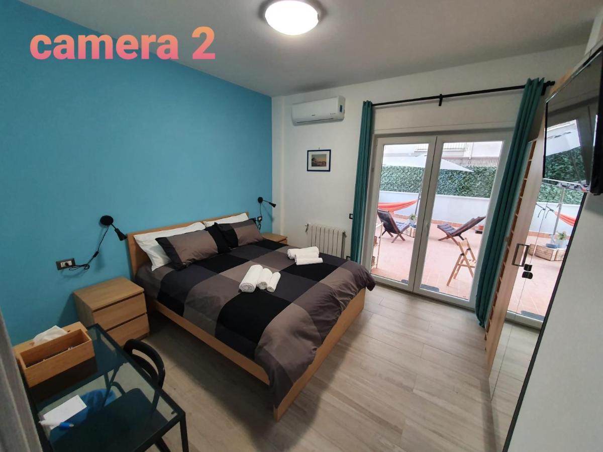 @Home Napoli Екстериор снимка