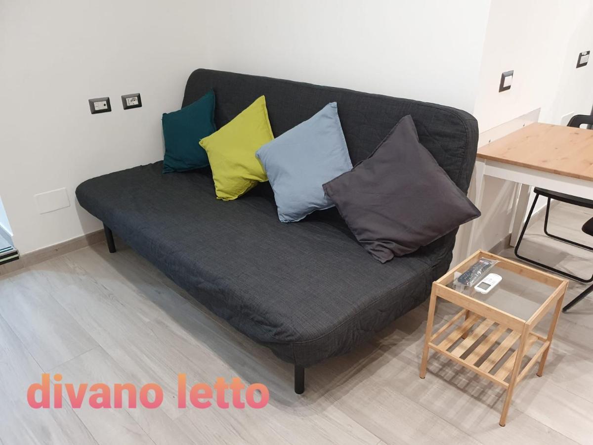 @Home Napoli Екстериор снимка