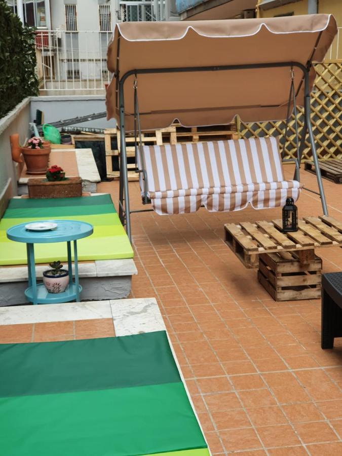 @Home Napoli Екстериор снимка