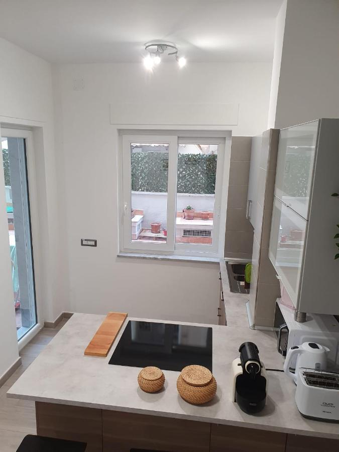 @Home Napoli Екстериор снимка