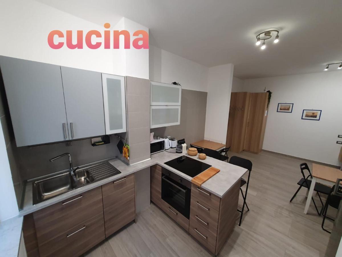 @Home Napoli Екстериор снимка