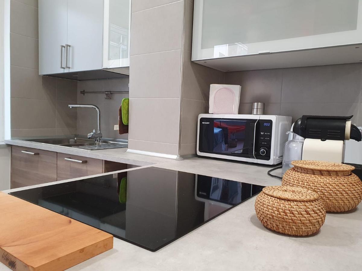 @Home Napoli Екстериор снимка